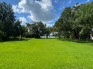 1302 Victoria Riverside Rd, Patterson, LA 70392