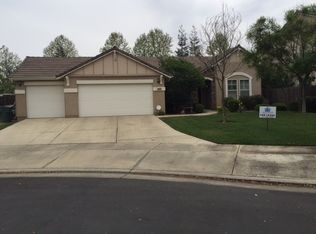 3638 N Vickie Ct, Visalia, CA 93291