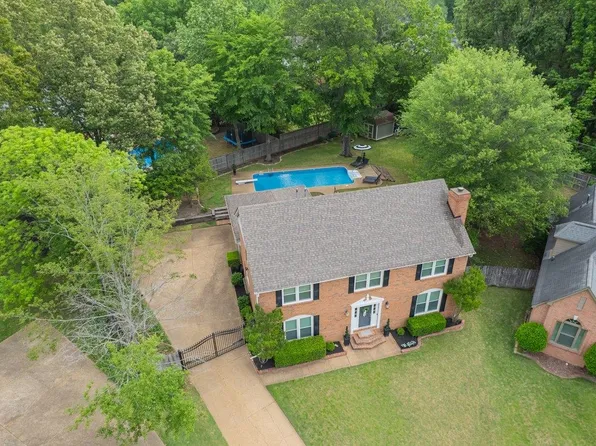 150 Leaf Trail Ct, Cordova, TN 38018