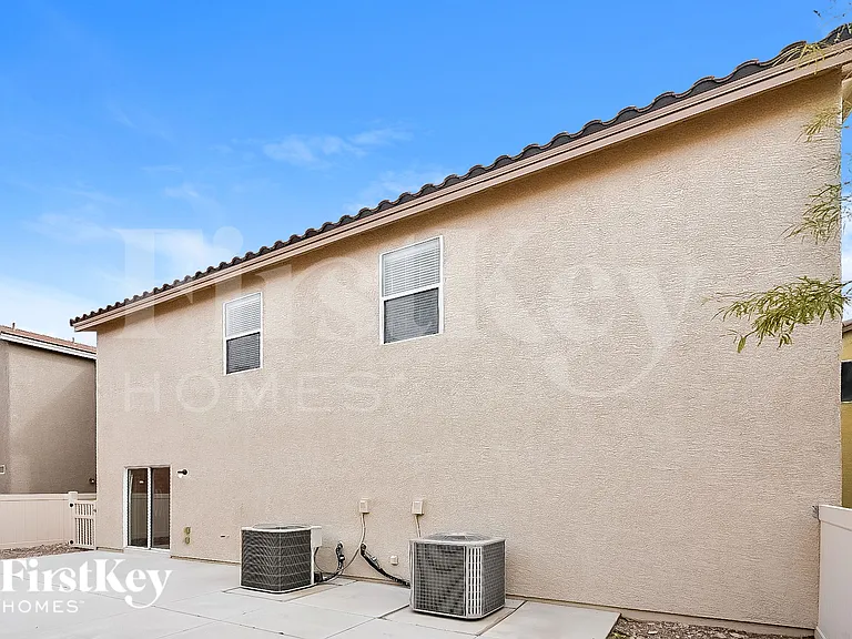 9317 Gracious Lady St — Photo 15