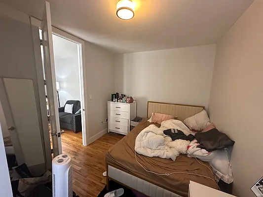 Rented by Yup Realty LLC | media 24