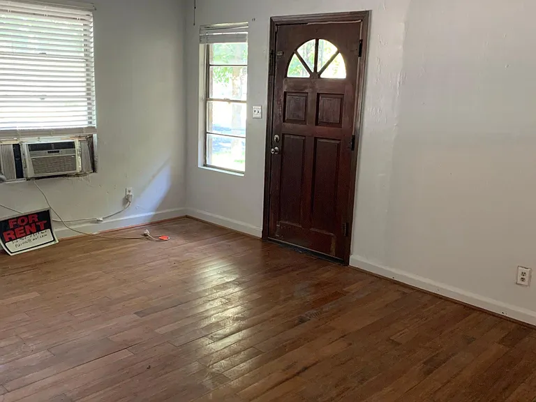 1420 Cottonwood Ave — Photo 2
