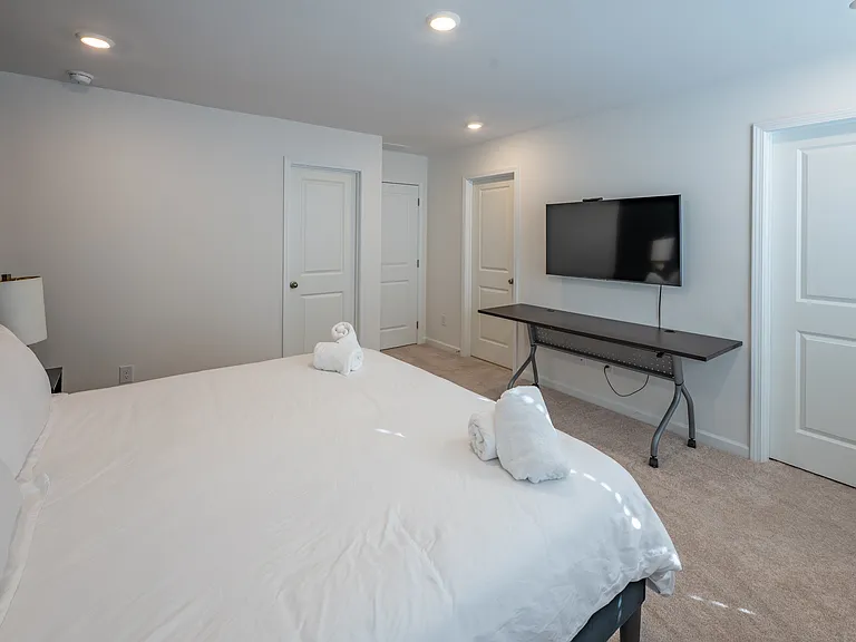 244 Kenoot Dr — Photo 19