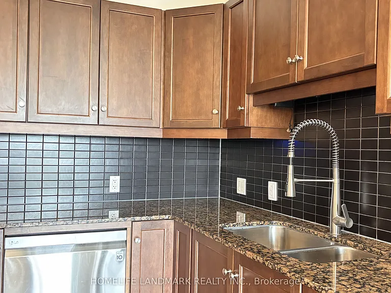 223 Erb St W #405 — Photo 14