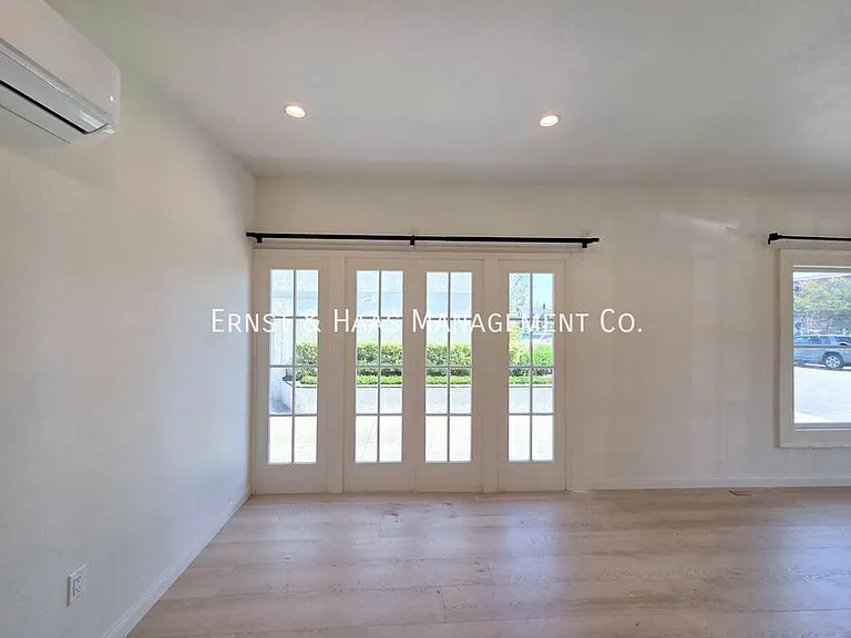 321 Chestnut Ave #1 — Photo 5