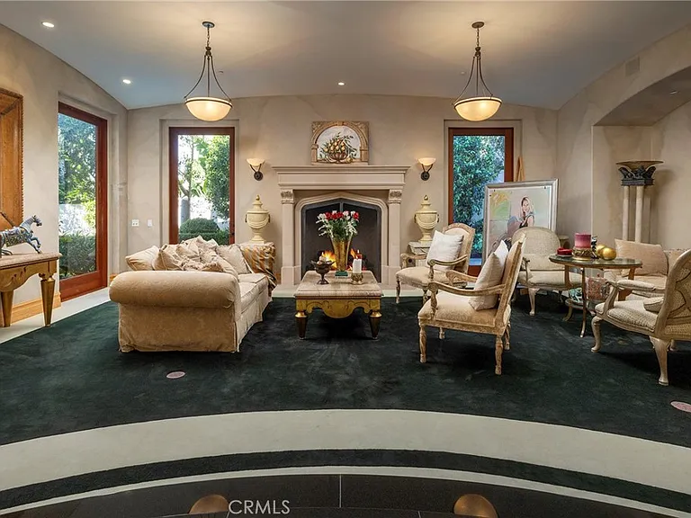 5 Pelican Hill Cir — Photo 5