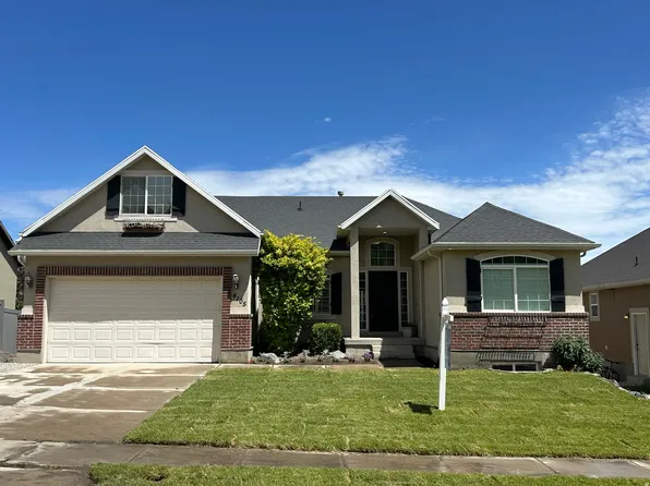 4105 E Comanche St, Eagle Mountain, UT 84005