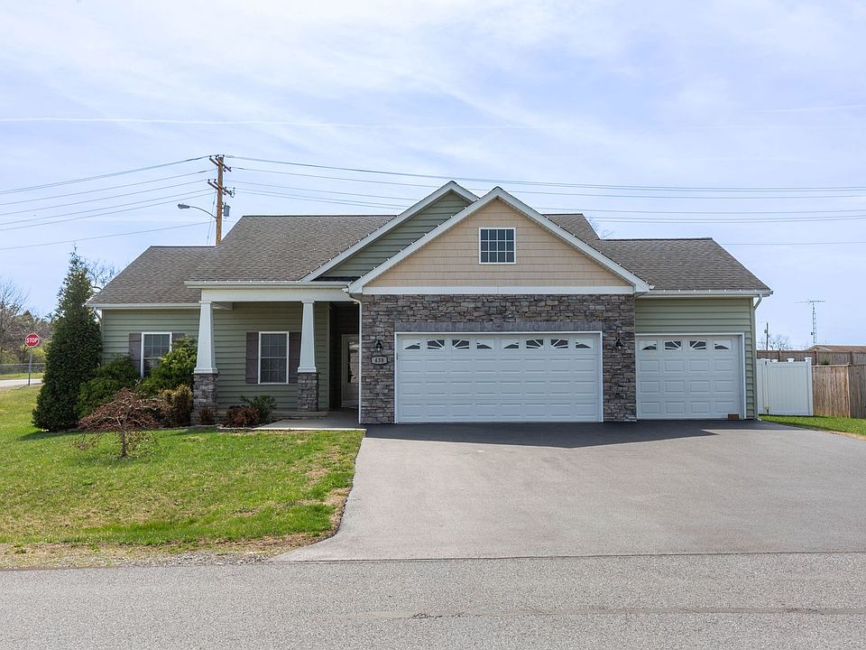 1st image of 438 Ives St