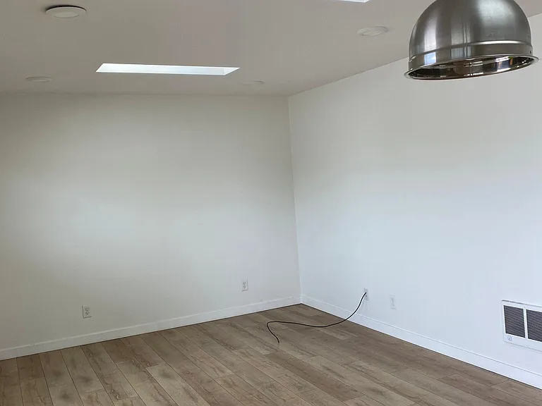 2326 Locust Ave #3 — Photo 13