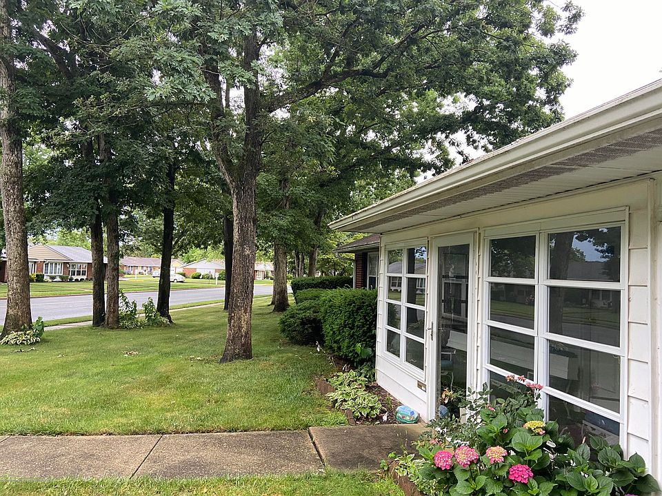1st image of 297A Dorchester Dr #1001