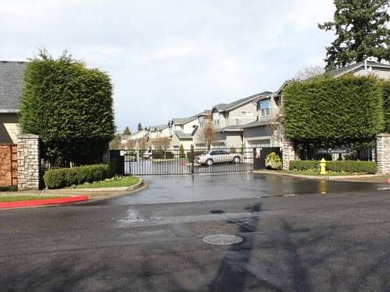 1st image of 5557 NE 86th Ave