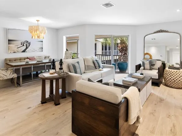 3200 Binnacle DR #C3, NAPLES, FL 34103