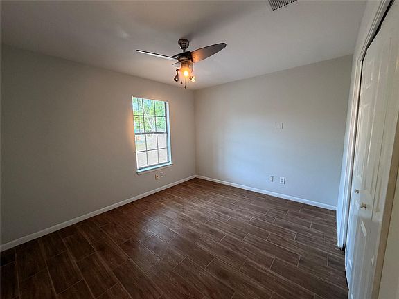 5th image of 604 Gaylor St #A