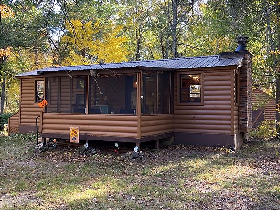 3rd image of 2131 Pine Road