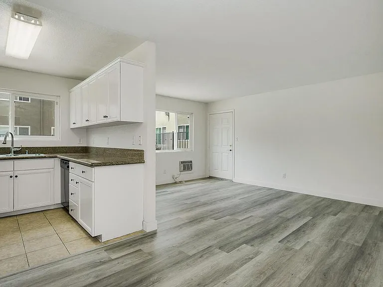 6602 Beadnell Way #4 — Photo 24