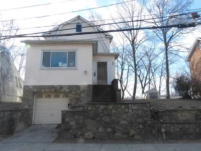 23 Belknap Avenue, Yonkers, NY, 10710