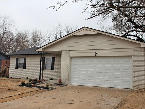 4th image of 316 N Elm Pl