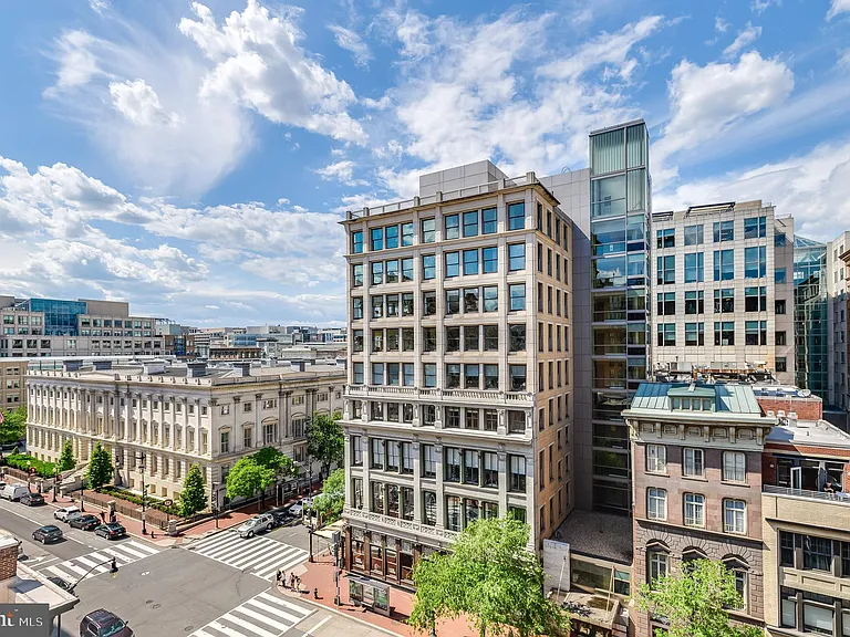 616 E St NW #718 — Photo 35