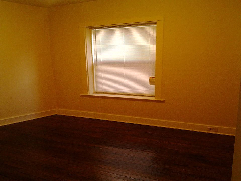 Bedroom #1