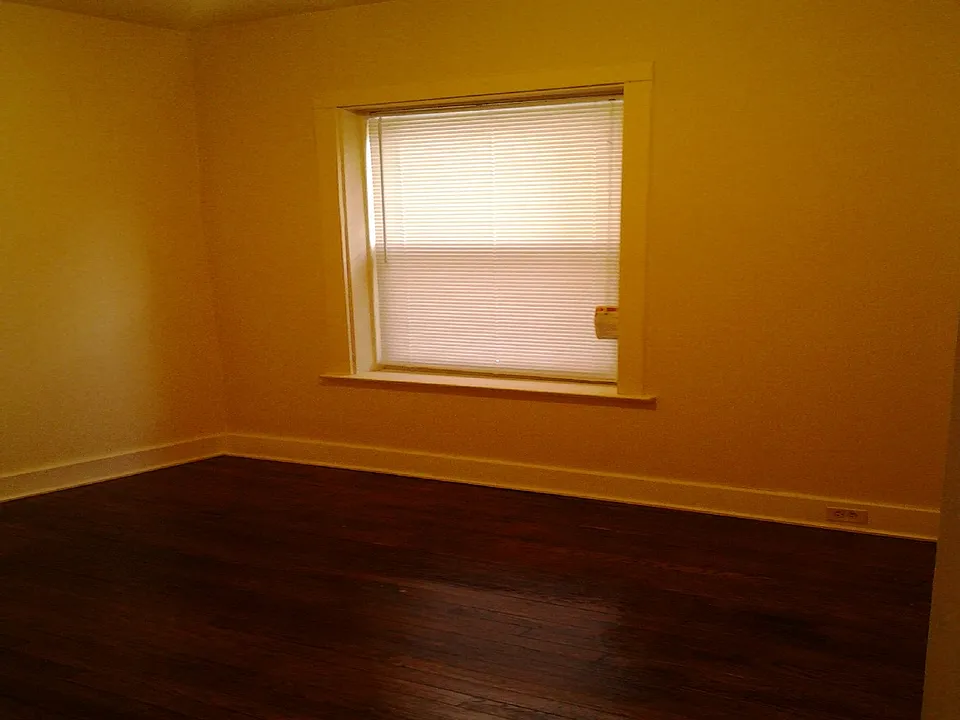 Bedroom #1