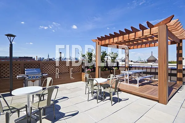 Rented by Fiddler Realty | media 21