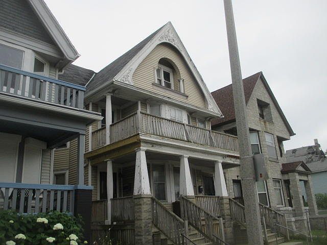 1st image of 2913 W Vliet St #2915