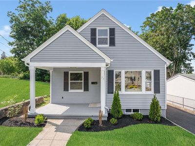 77 Rockwood Ave, Cranston, RI, 02920
