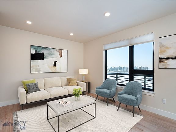 3rd image of 2352 Vaquero Pkwy #206