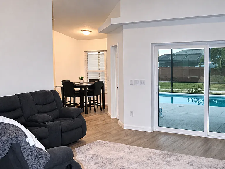 4202 E Garden St — Photo 18