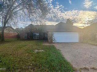 127 Holmar Dr, Brandon, MS 39047