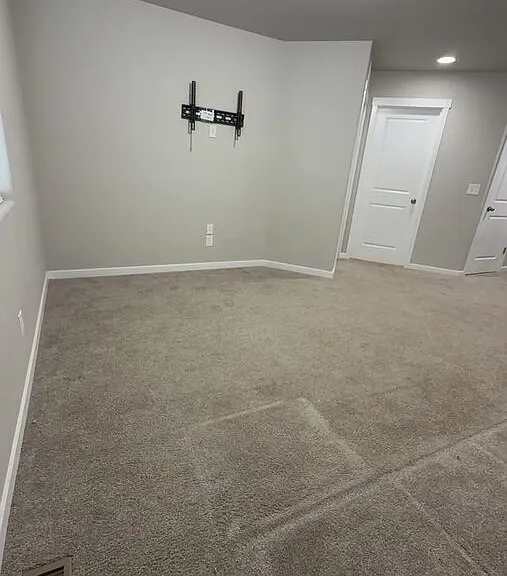 10092 Moorcroft Dr — Photo 8