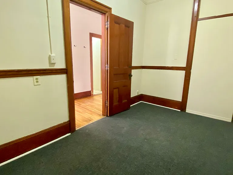 366 Main St #4 — Photo 7