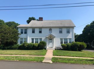 32 Carmel St, Hamden, CT 06518