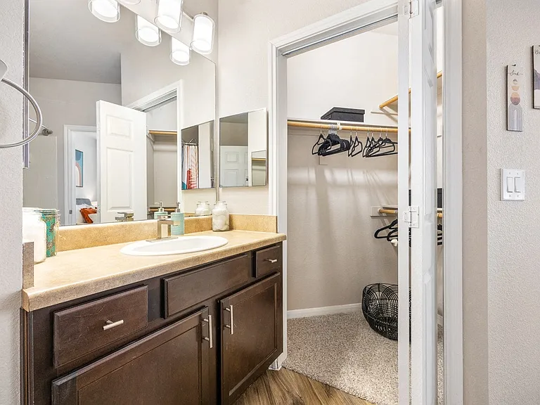 Las Brisas Apartments in Round Rock, Texas