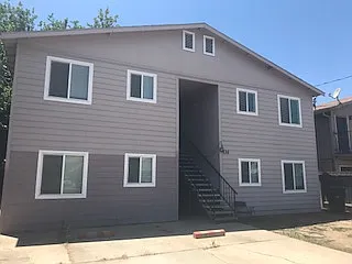 136 S 6th Ave