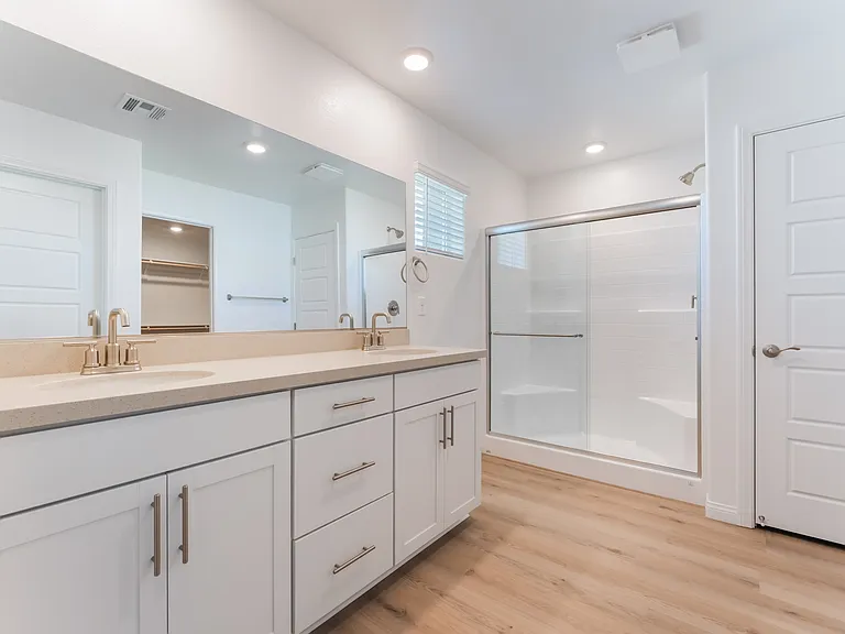 6217 Seastrand St — Photo 20