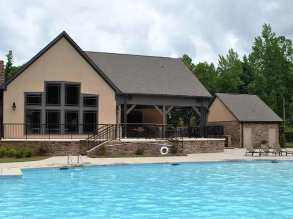 1713 Glendale Cir, Auburn, AL 36830