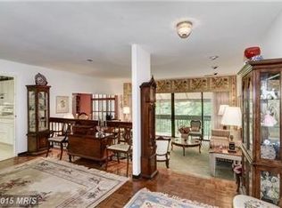 2-13-1 Sentinel Dr, Bethesda, MD 20816