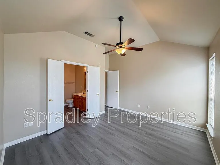 217 Meadowbrook Dr — Photo 19
