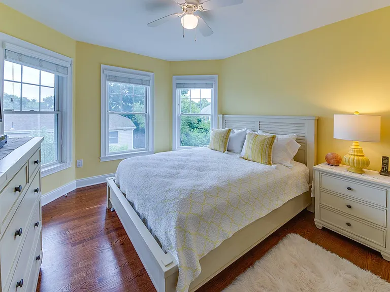 104 Bryan Rd — Photo 17