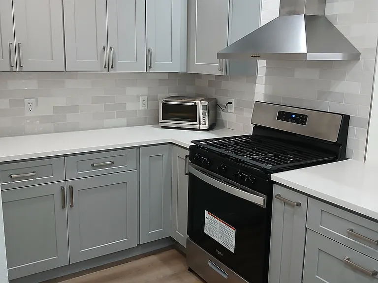 8404 Burrell Dr — Photo 5