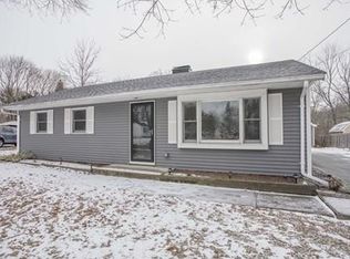 19 Endicott Dr, Westborough, MA 01581