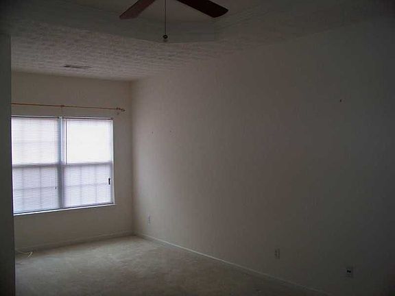 4th image of 120 Greenland Dr