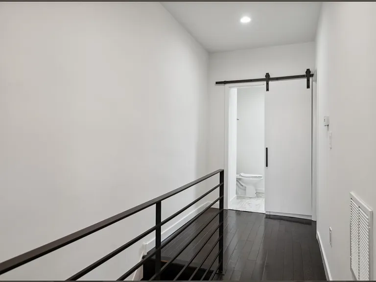 3149 Agate St — Photo 3