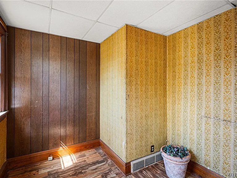 213 Keystone St — Photo 6