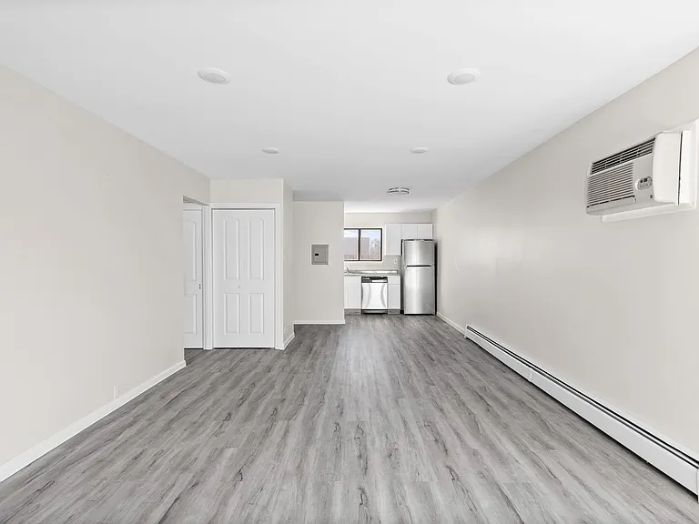 3 Tremont Pl #553-561 — Photo 9