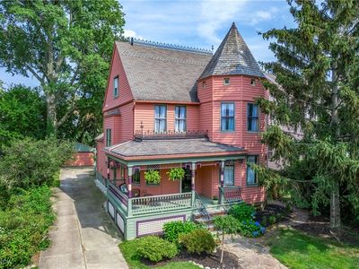 1491 Grace Ave, Lakewood, OH, 44107