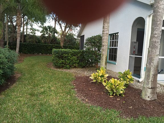 End unit w/preserve view