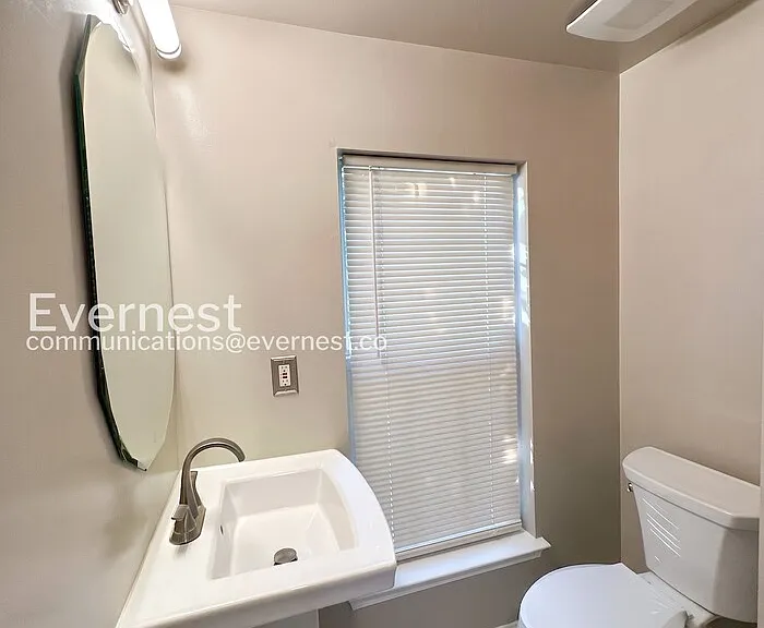 13901 Ascott Dr — Photo 11