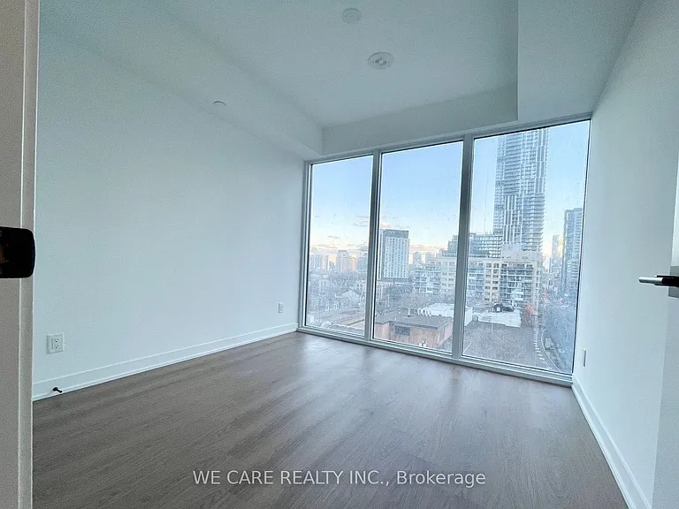 319 Jarvis St #1001 — Photo 8